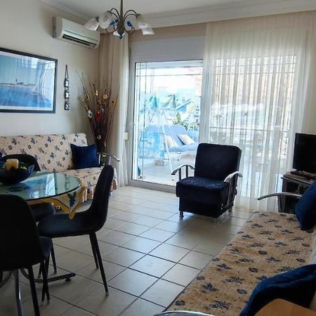 Sunflower Apartment Néa Péramos Esterno foto