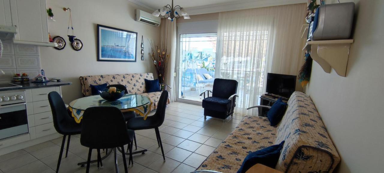 Sunflower Apartment Néa Péramos Esterno foto